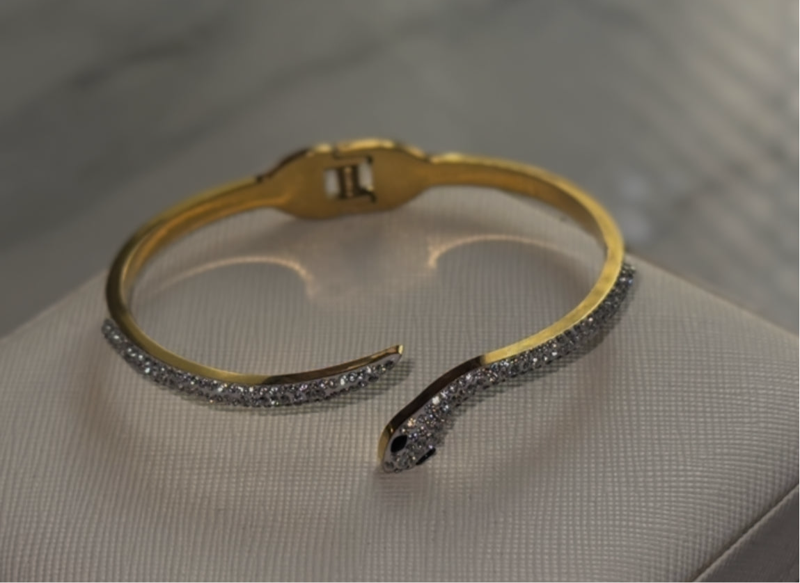 Snake cuff Bangle gold