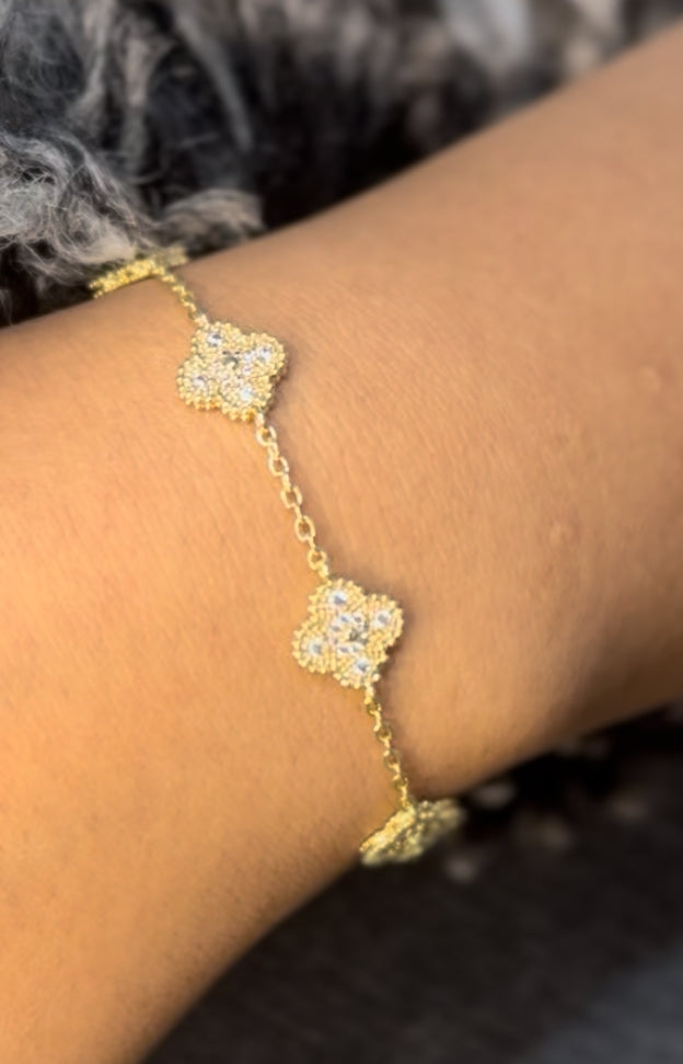 Crystal clover Bracelets