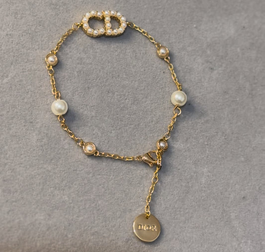 CD Pearl Gold bracelet