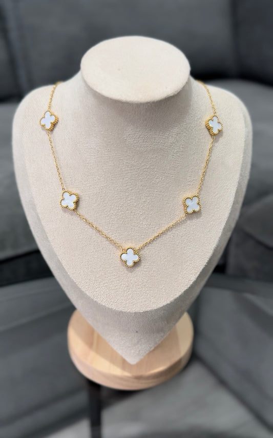 White pearl and gold 5 motif Clover Necklace
